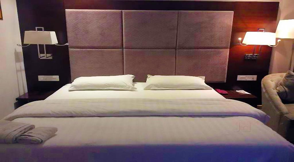 Hotel Srivatsa Kakinada Luaran gambar