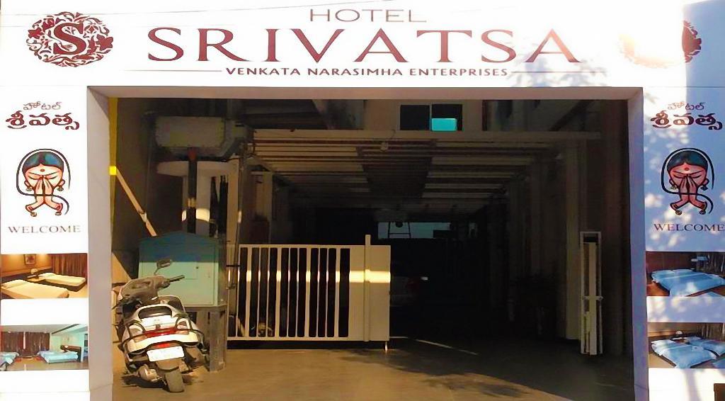 Hotel Srivatsa Kakinada Luaran gambar